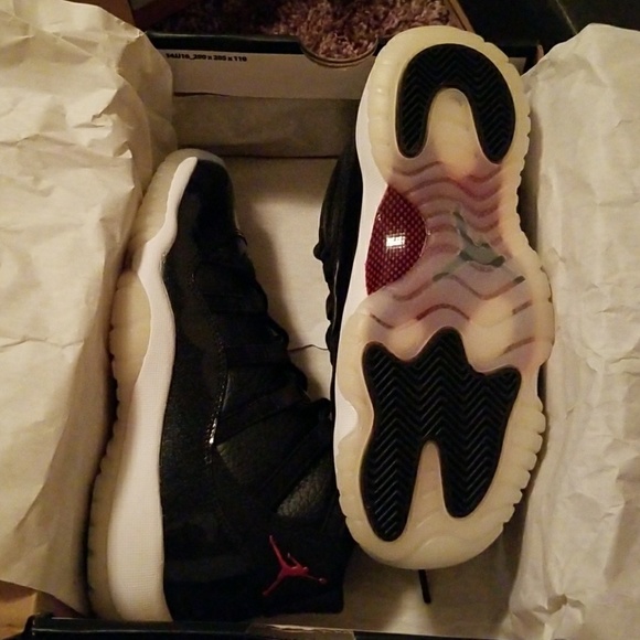 Jordan 11 - Picture 2 of 4